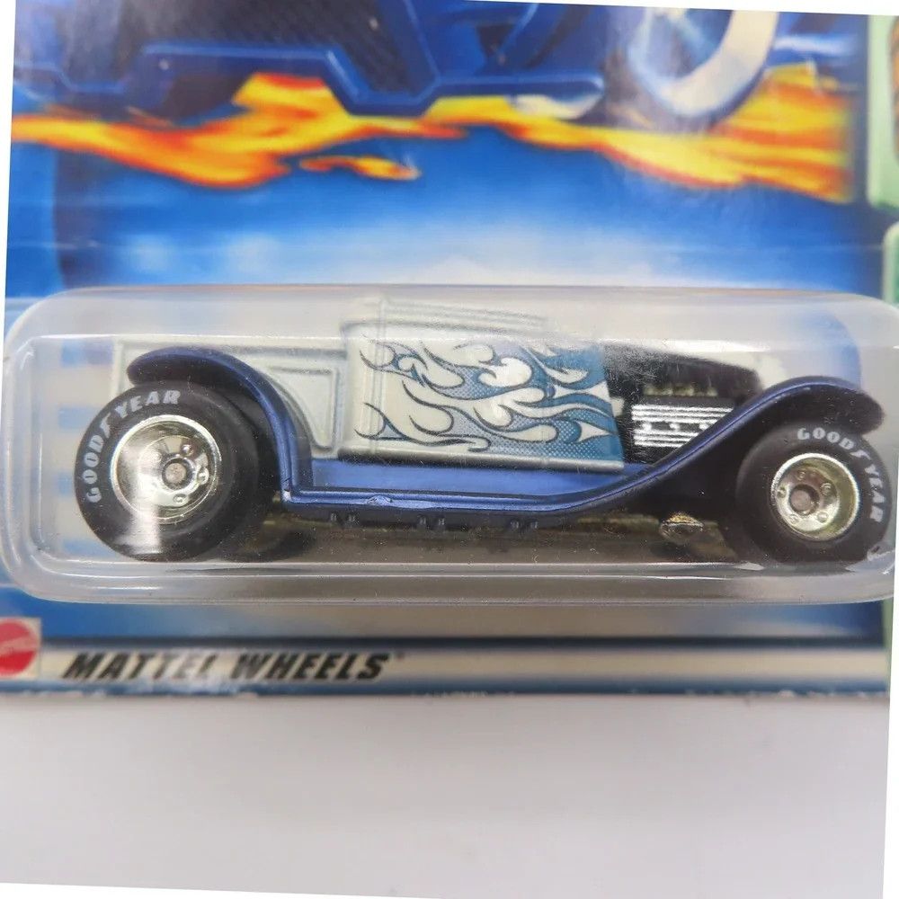 Hot Wheels 2003 Treasure Hunt Hooligan 1/12 White Blue Flames Real Riders 001